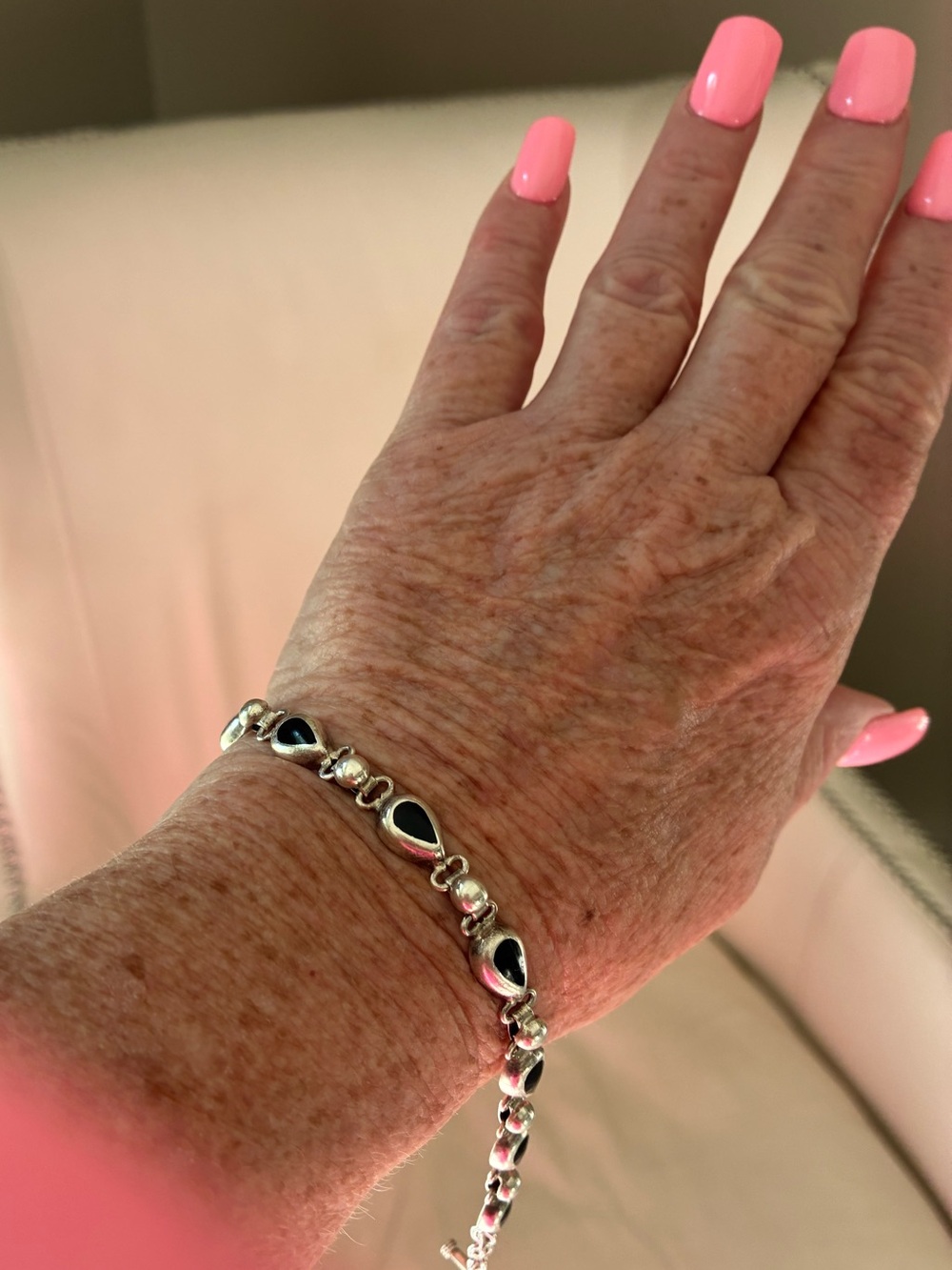 STUNNING Sterling Silver 925 Mexico Stamp, Black Onyx Teardrop Bracelet! 🖤🖤🖤